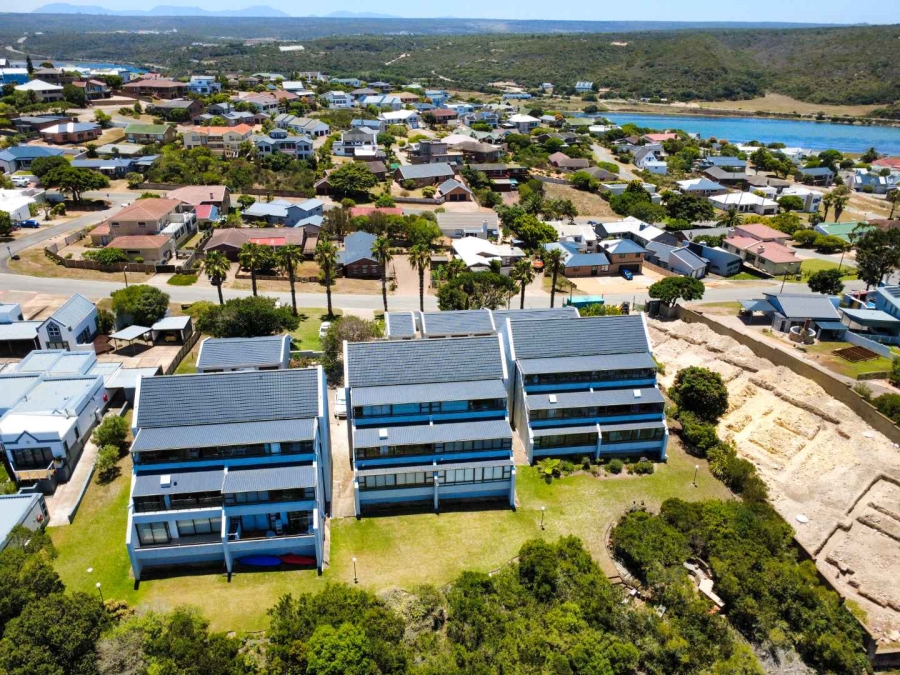 2 Bedroom Property for Sale in Stilbaai Wes Western Cape